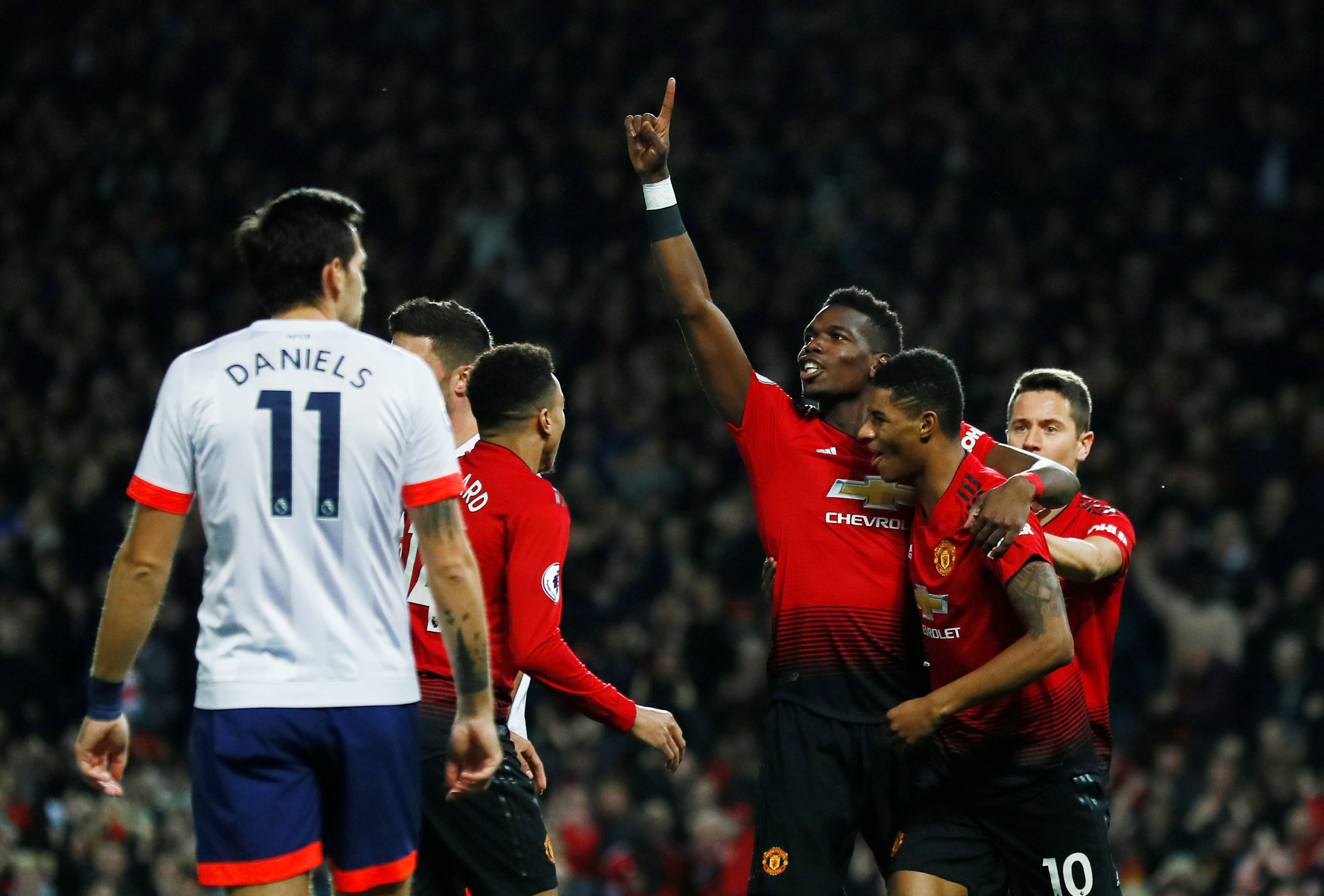 践行低碳环 践行低碳环